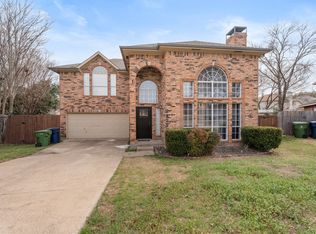 2422 Whispering Cove Cir, Garland, TX