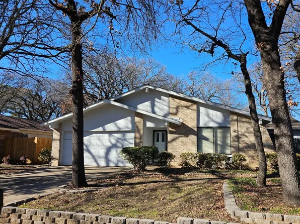 3025 Bent Tree Ln, Bedford, TX 76021