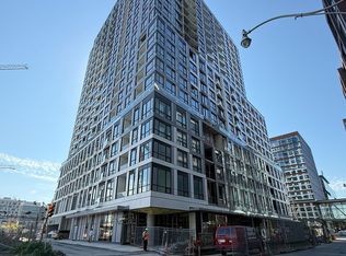 15 Richardson St #727, Toronto, ON M5A 4J9