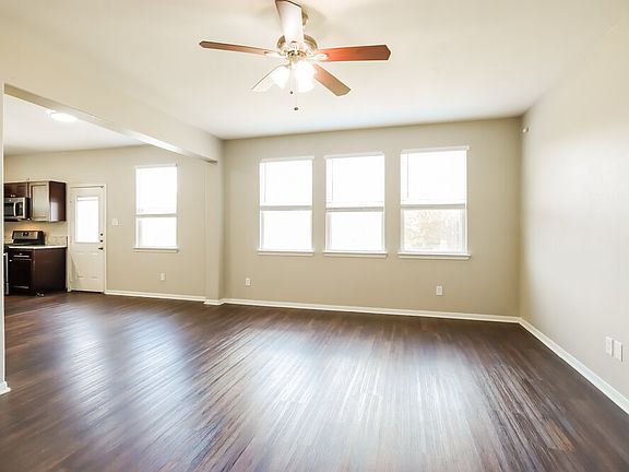 4th image of 21835 Octavia Way