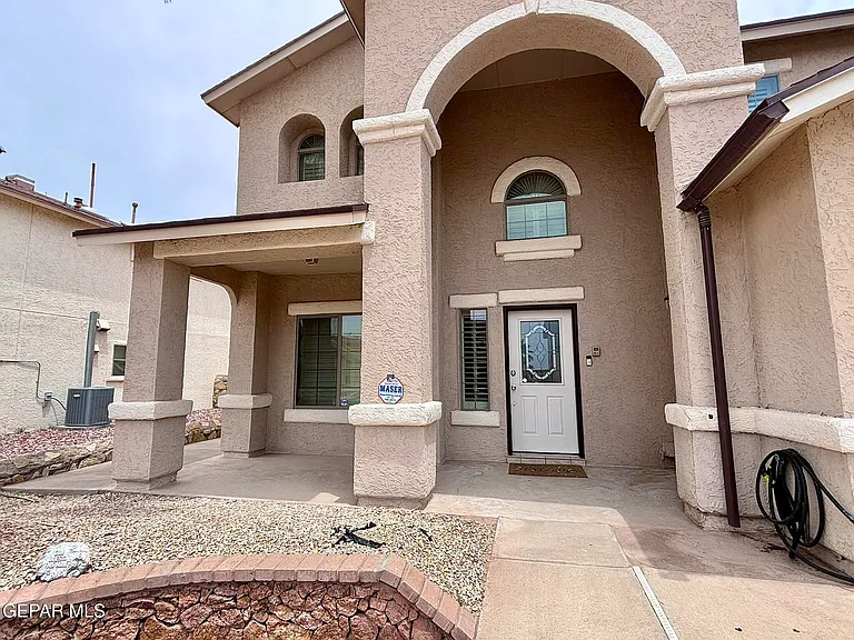3640 Tierra Calida Dr — Photo 2