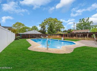 739 Pine Dr, Brick, NJ 08723