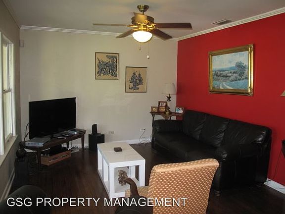 2nd image of 339 Larchmont Dr