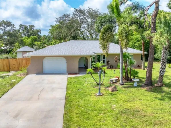 223 Jungle Way, Sarasota, FL 34243