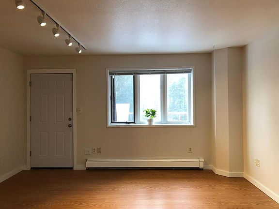 4th image of 3445 Jeremy Ln #A