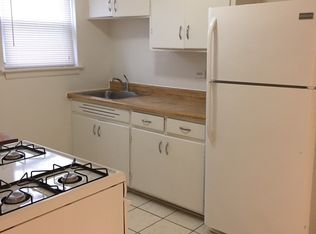 1325 Paul St, Waukegan, IL 60085