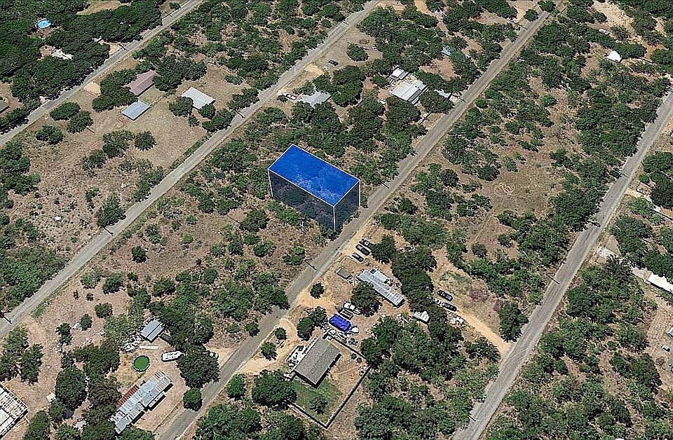 1st image of Lake Forest Dr