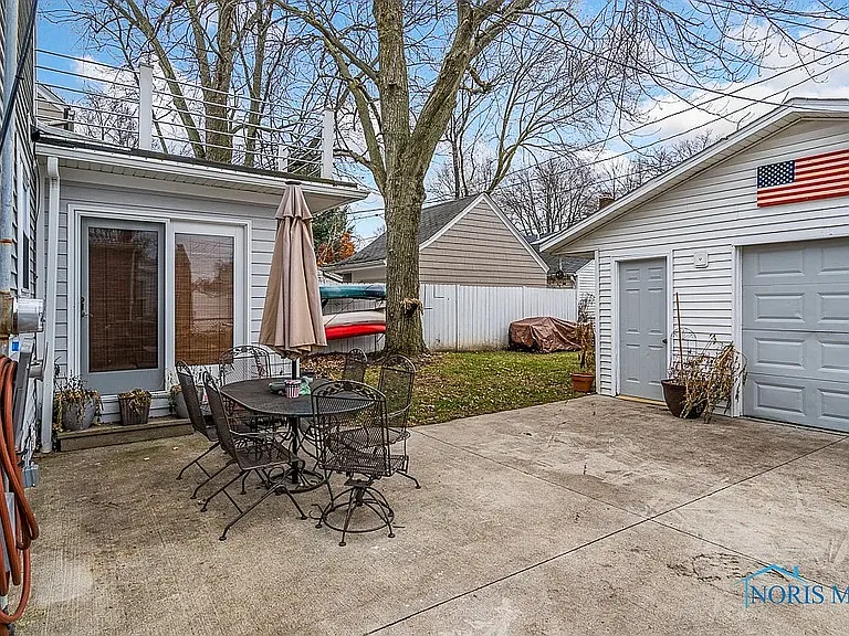 3749 Maxwell Rd — Photo 37