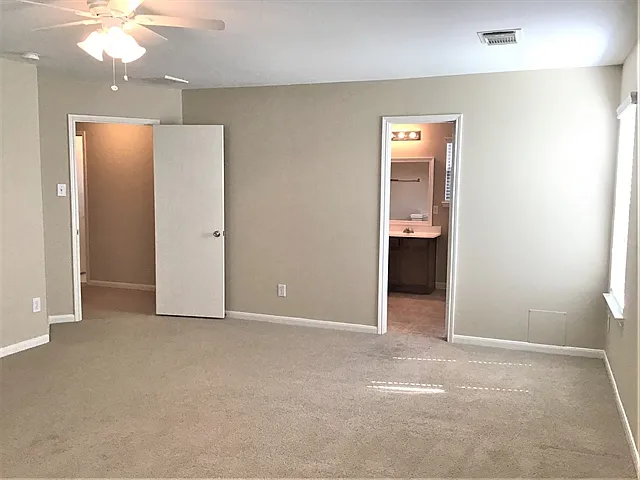 16311 Hayesford Ln — Photo 9