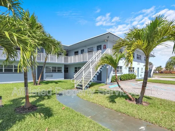 2701 Avenue E, Riviera Beach, FL