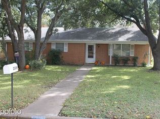 2309 Gladnell St, Taylor, TX 76574