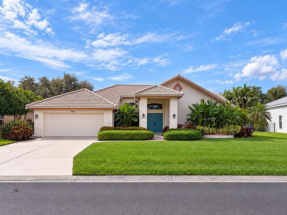 4871 Winterhaven Dr