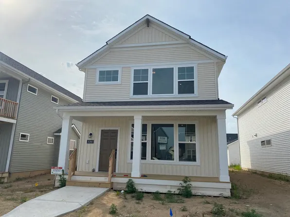 8266 Cooks Crossing Dr, Byron Center, MI 49315