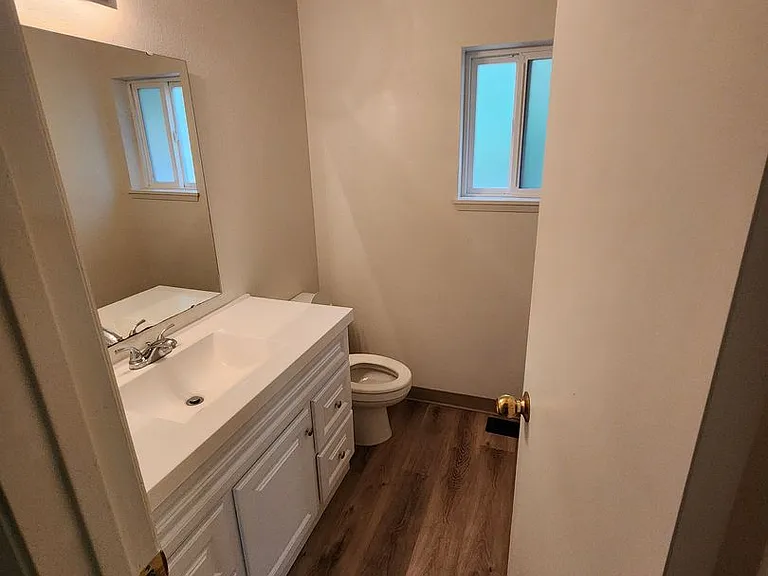 1307 NW Slate Ln #102 — Photo 47