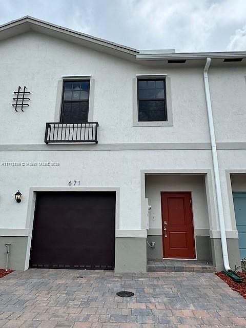 1st image of 669 NW 6th Ter