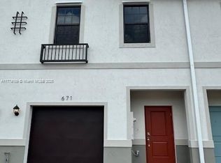 669 NW 6th Ter, Florida City, FL 33034
