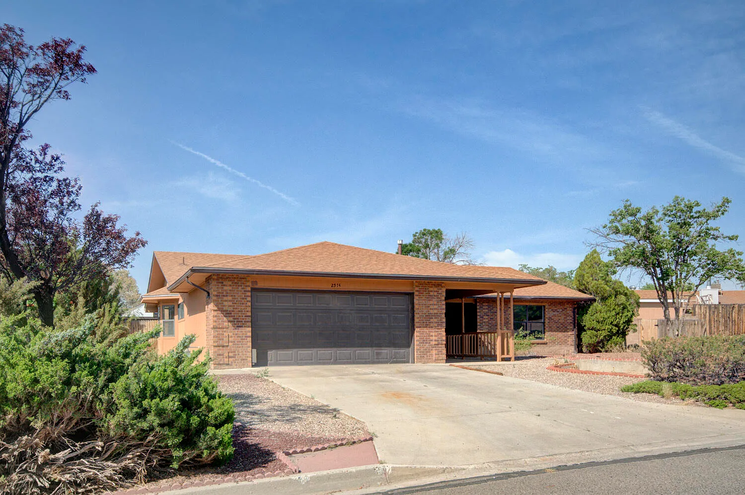 3 bed, 2.0 bath, 1772 sqft, $2,000 — Photo 1