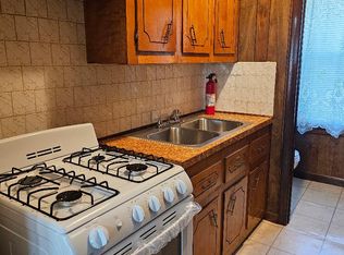 1 N Harrison St #1, Fall River, MA 02723