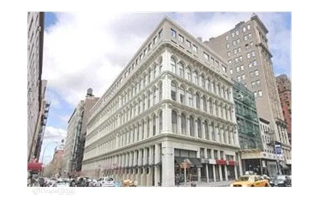 Sold by Douglas Elliman | media 20