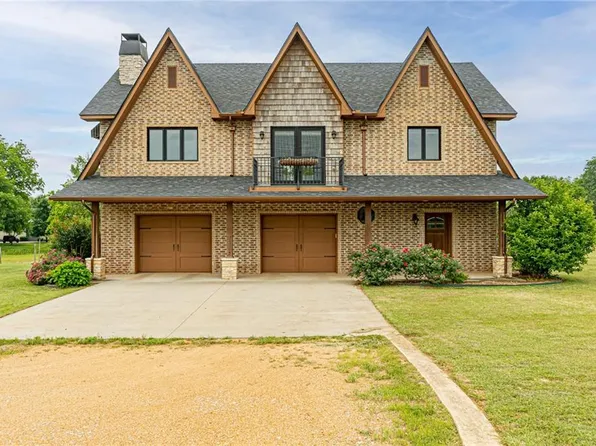 2 Cedar Lake Ln, Goldsby, OK 73093