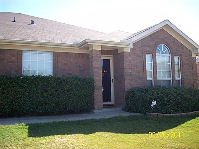 1st image of 600 White Swan Dr
