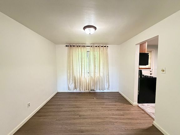 4th image of 426 Hochberg Rd