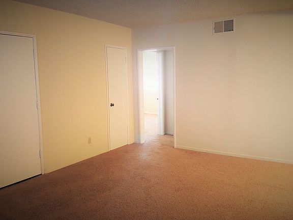 5th image of 4522 Murietta Ave APT 9