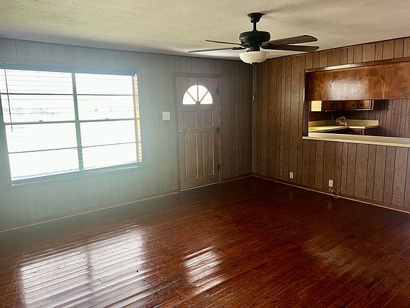 3rd image of 1252 County Road 4510