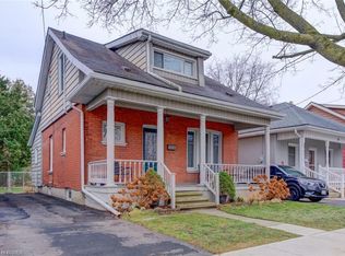 12 Helen Ave, Brantford, ON N3T1C7