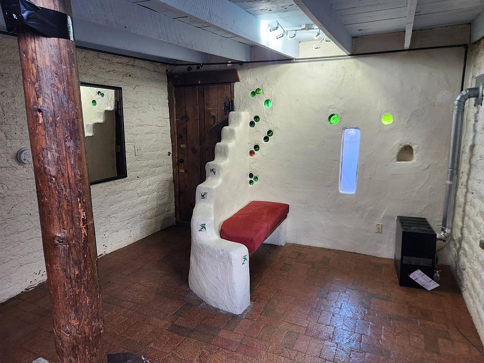 1st image of 708 1/2 Don Felix St