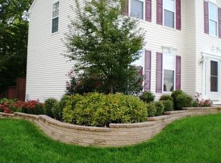 17 Dalton Dr, Newark, DE 19702