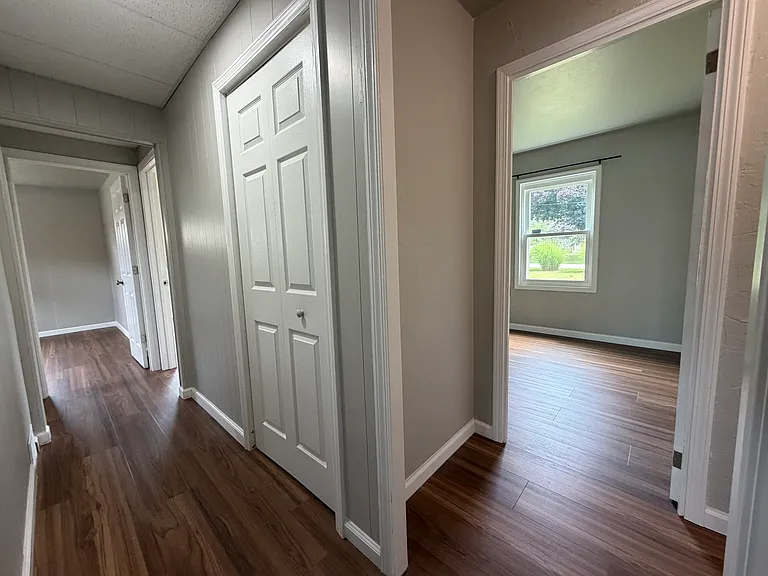 407 Rothey Dr — Photo 9