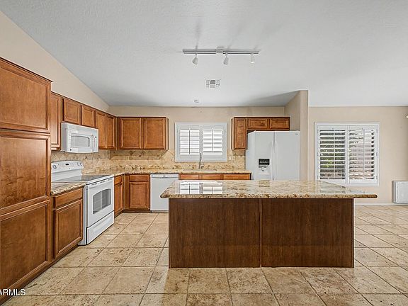 4th image of 17740 W Redfield Road