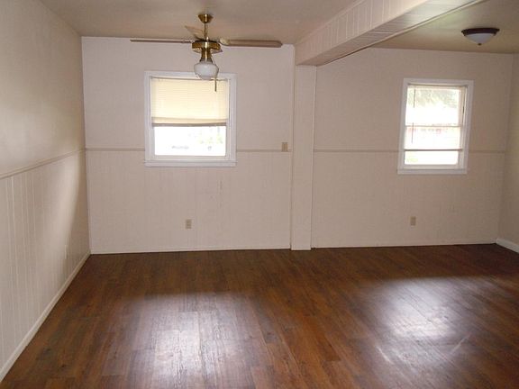 5th image of 2523 Princeton Ave