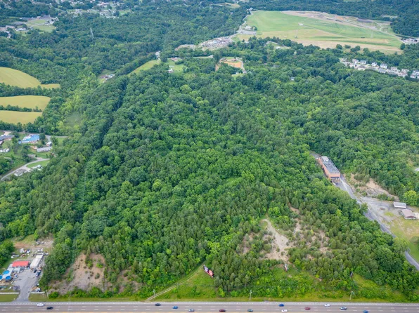 E Stone Dr, Kingsport, TN 37660