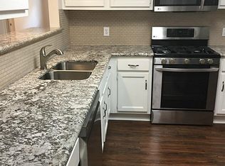 11 Sarita Rd, Angleton, TX 77515