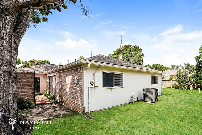 13823 Swiss Hill Dr — Photo 14