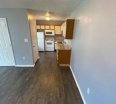 3rd image of 607 The Boulder Apartments State Hwy N #1301-121