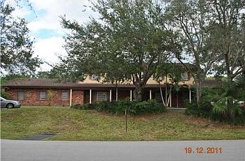 1st image of 5881 Jasmine Ln