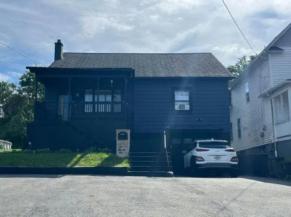 1305 Blucher Ave, Scranton, PA 18505