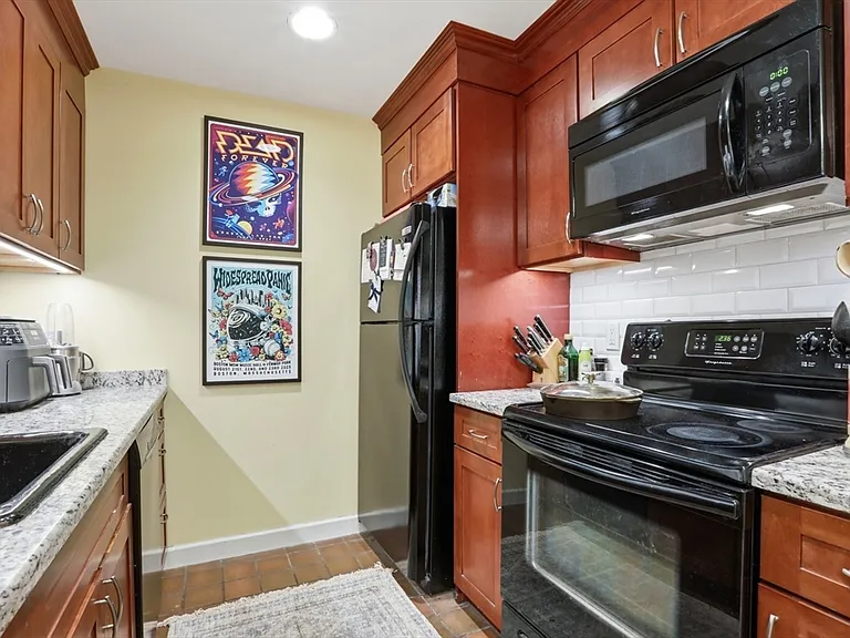 130 Appleton St #1E — Photo 7