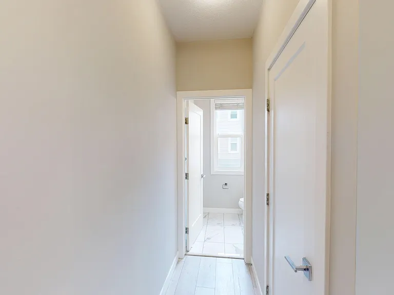 410 Cornerstone Mnr NE — Photo 6