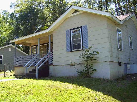 3rd image of 237 3rd Ave NW