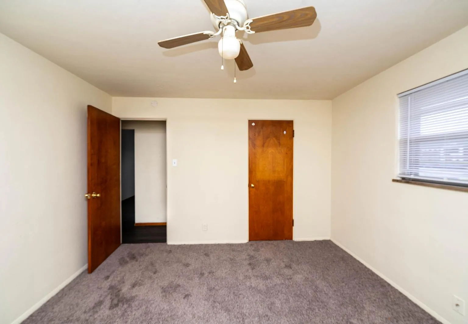 2 bed, $950 — Photo 3