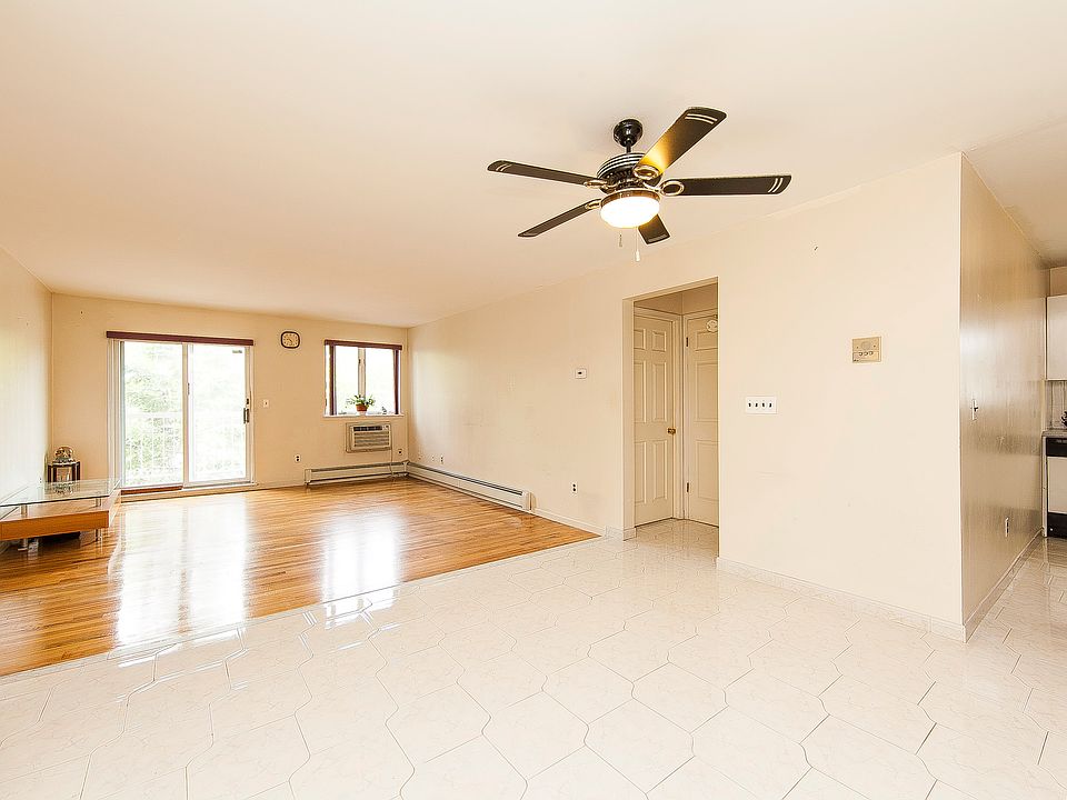 1st image of 55 Dahlgren Pl APT 2A