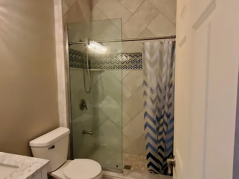 5070 Fountain Ln N — Photo 17