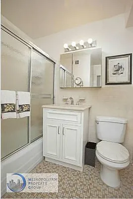 Sold by Metropolitan Property Group | media 23