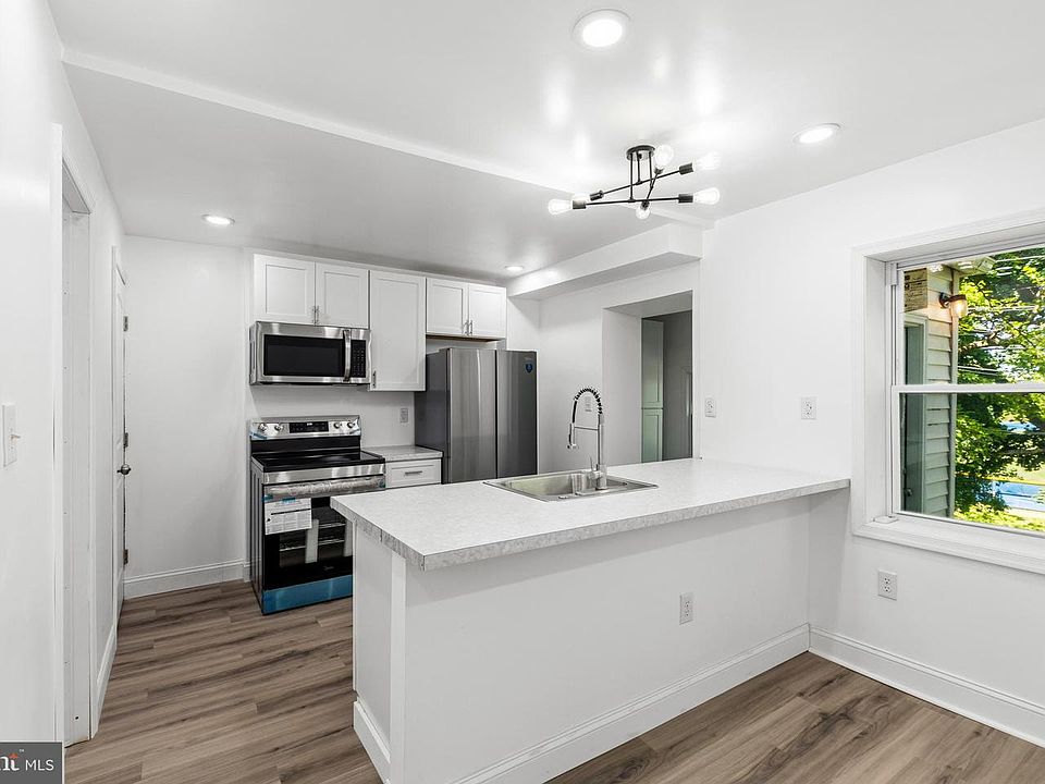 1st image of 1415 Ridley Ave