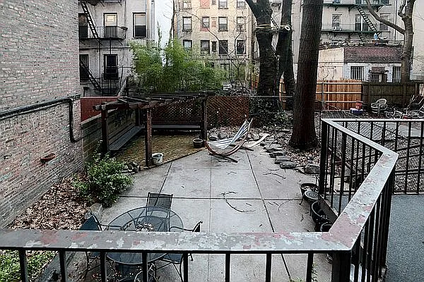 Rented by J Misrahi Realty Corp | media 8