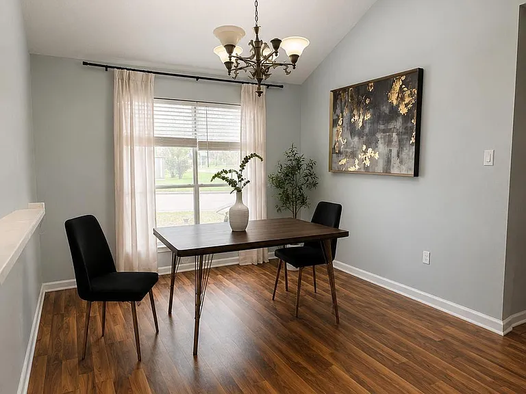 1502 Sudbury Dr — Photo 3